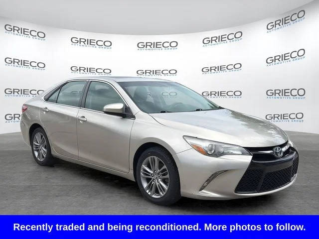 2015 Toyota Camry LE FWD photo