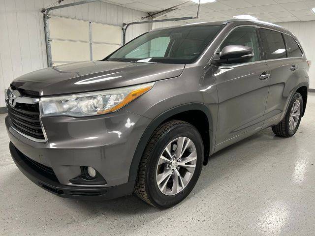 2015 Toyota Highlander XLE AWD photo