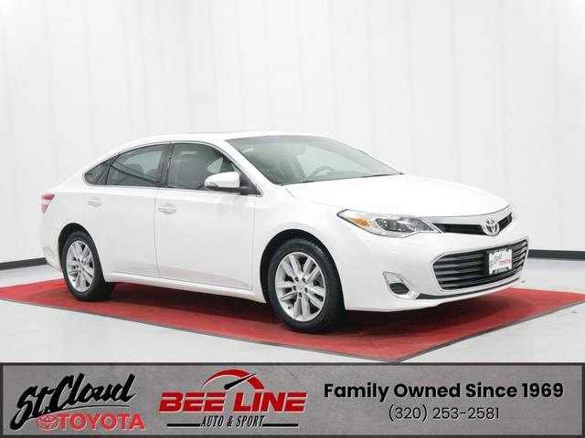 2015 Toyota Avalon XLE Premium FWD photo