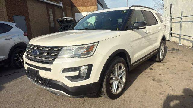 2016 Ford Explorer XLT 4WD photo