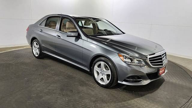 2016 Mercedes-Benz E-Class E 350 Luxury AWD photo