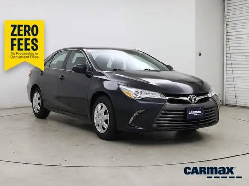 2015 Toyota Camry LE FWD photo