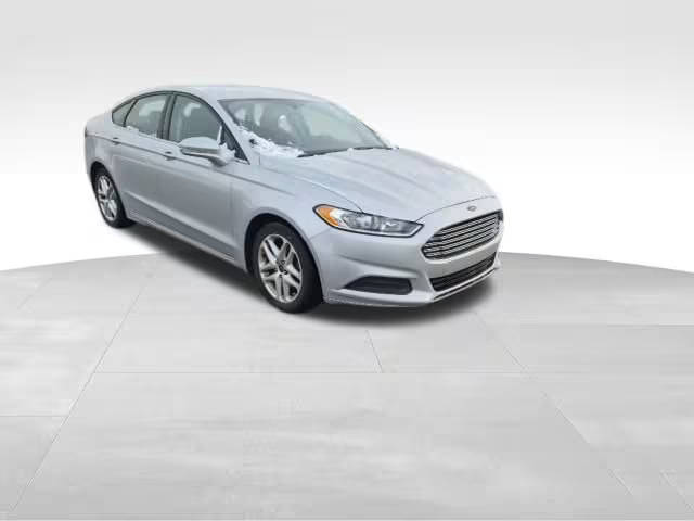 2016 Ford Fusion SE FWD photo
