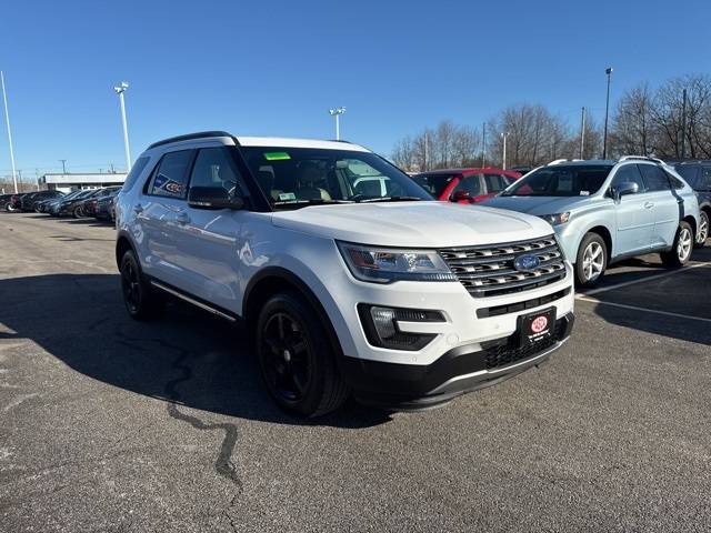 2016 Ford Explorer XLT 4WD photo