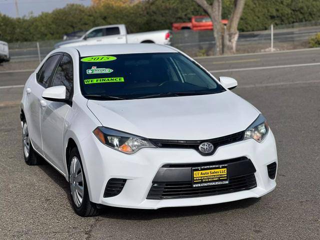 2015 Toyota Corolla LE FWD photo