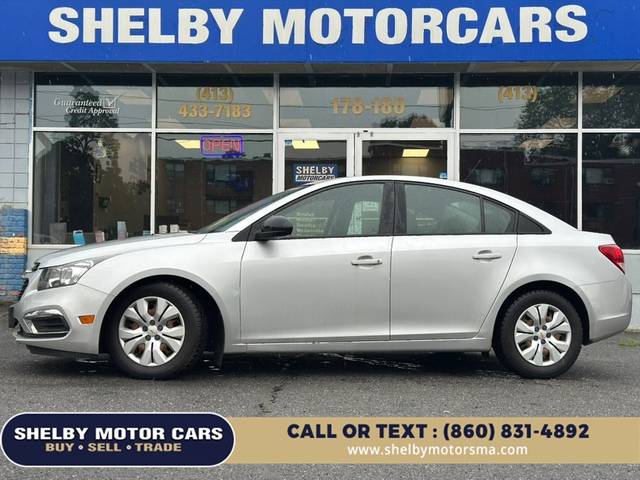 2015 Chevrolet Cruze LS FWD photo