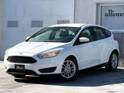 2015 Ford Focus SE FWD photo