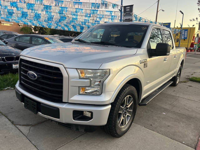 2015 Ford F-150 XLT RWD photo