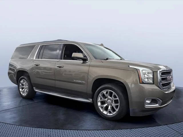 2015 GMC Yukon XL SLE RWD photo