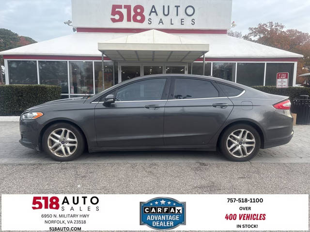 2015 Ford Fusion SE FWD photo