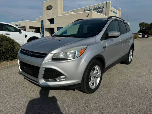 2016 Ford Escape SE FWD photo