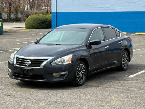 2015 Nissan Altima 2.5 S FWD photo