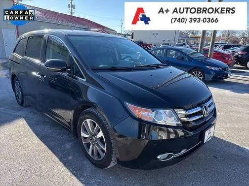 2015 Honda Odyssey Touring FWD photo
