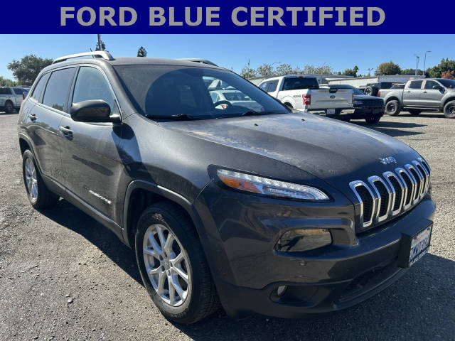 2015 Jeep Cherokee Latitude FWD photo