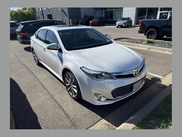 2015 Toyota Avalon XLE FWD photo
