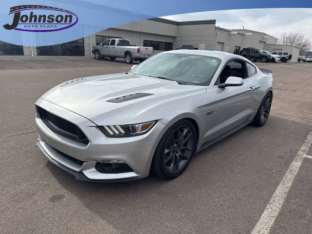 2015 Ford Mustang GT RWD photo