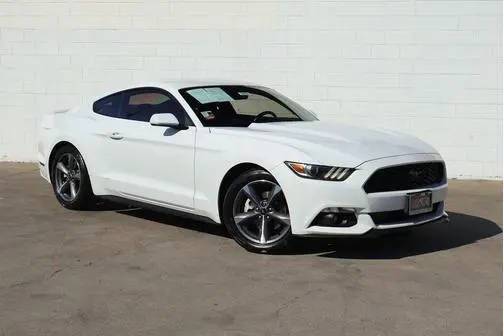 2015 Ford Mustang V6 RWD photo