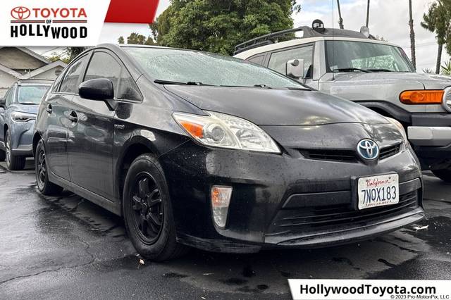 2015 Toyota Prius Four FWD photo