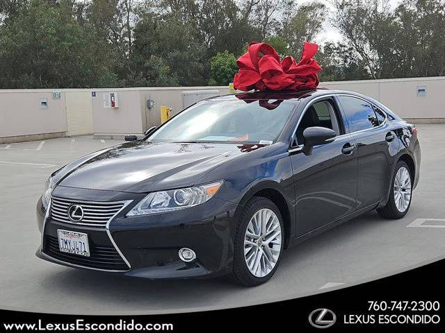 2015 Lexus ES  FWD photo