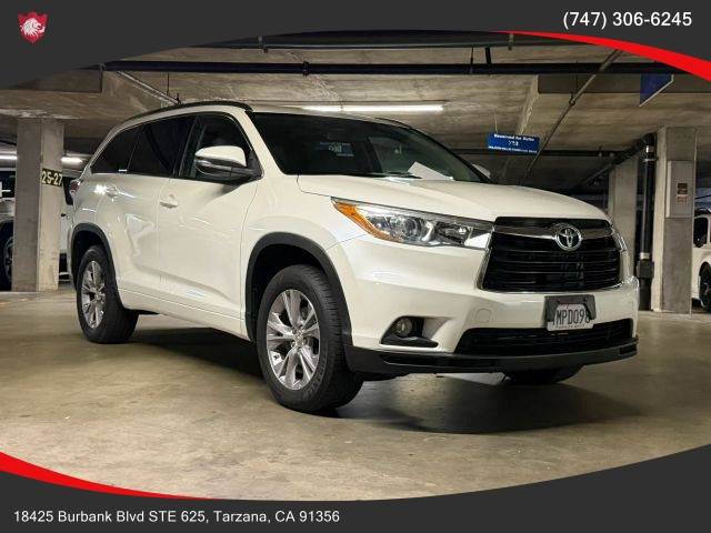 2015 Toyota Highlander XLE FWD photo