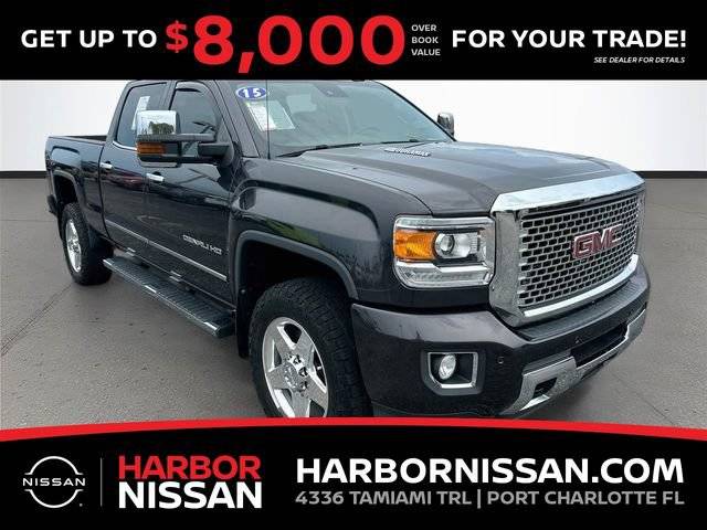 2015 GMC Sierra 2500HD Denali 4WD photo