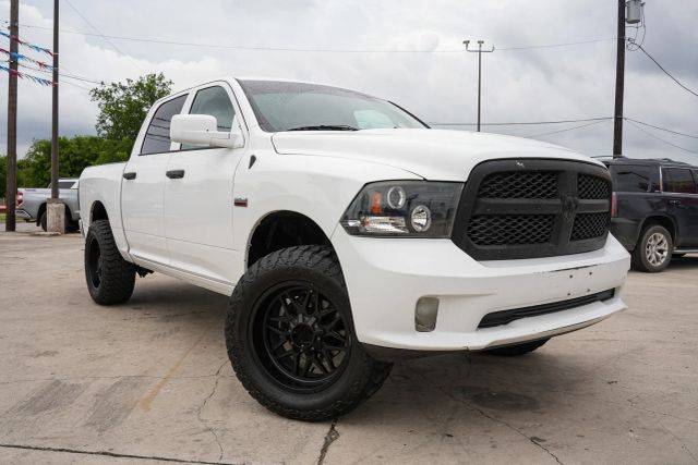 2015 Ram 1500 Express RWD photo