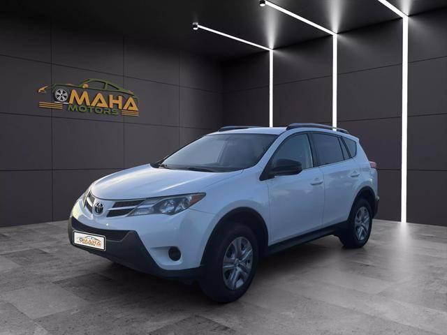 2015 Toyota RAV4 LE FWD photo