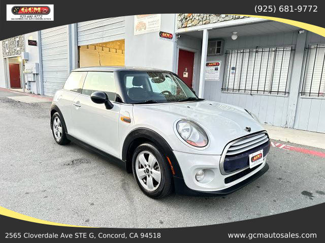 2015 MINI Hardtop 2 Door  FWD photo