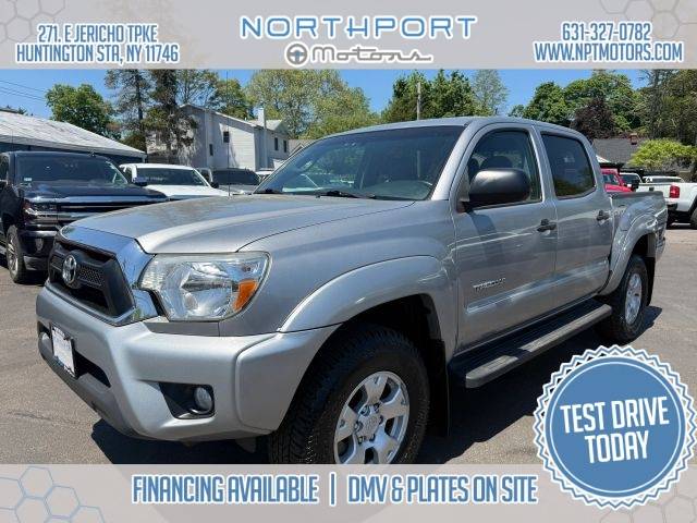 2015 Toyota Tacoma 4WD photo