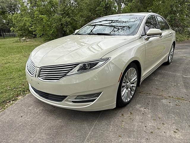 2016 Lincoln MKZ FWD photo