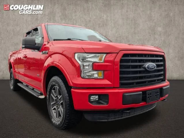 2015 Ford F-150 XLT 4WD photo