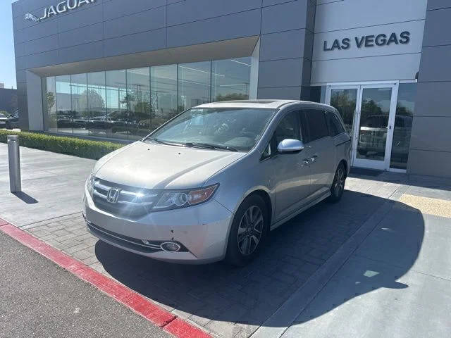 2015 Honda Odyssey Touring FWD photo
