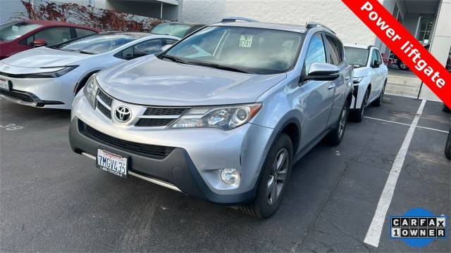 2015 Toyota RAV4 XLE FWD photo
