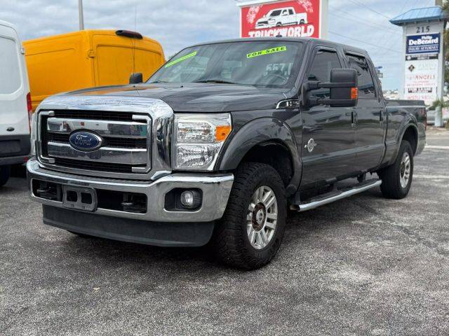 2015 Ford F-250 Super Duty Platinum 4WD photo
