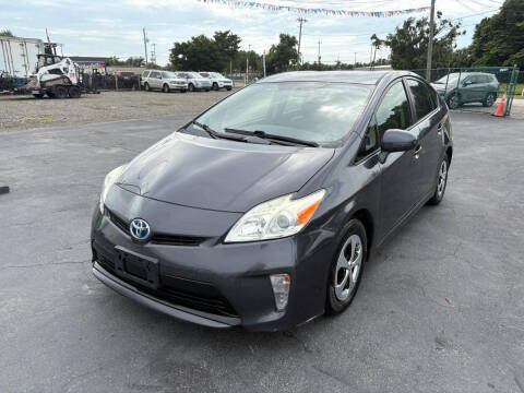 2015 Toyota Prius Two FWD photo