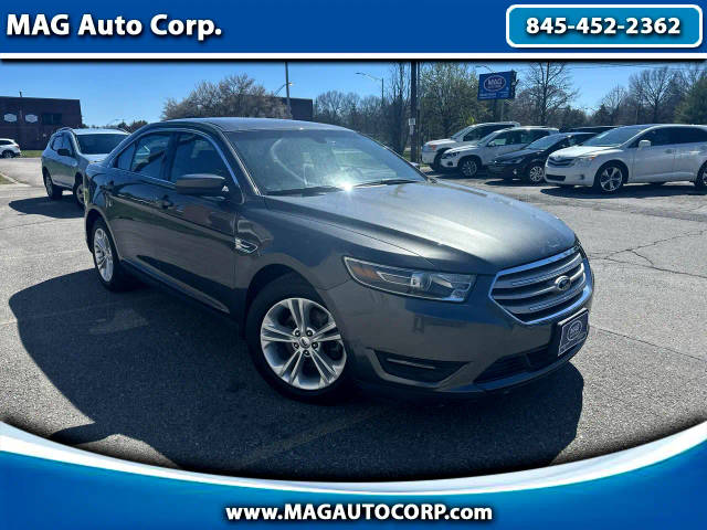 2015 Ford Taurus SEL FWD photo