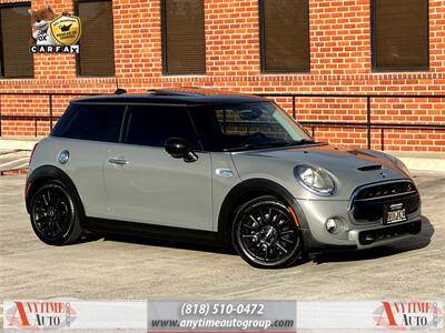 2015 MINI Hardtop 2 Door S FWD photo