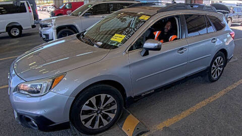 2015 Subaru Outback 2.5i Limited AWD photo