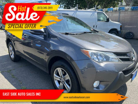 2015 Toyota RAV4 XLE AWD photo