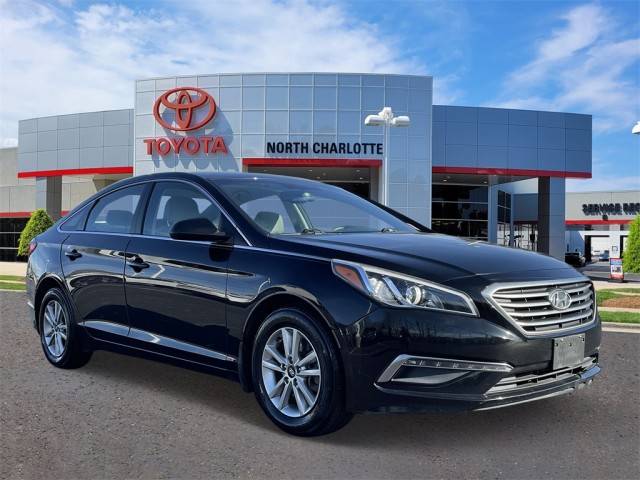 2015 Hyundai Sonata 2.4L SE FWD photo