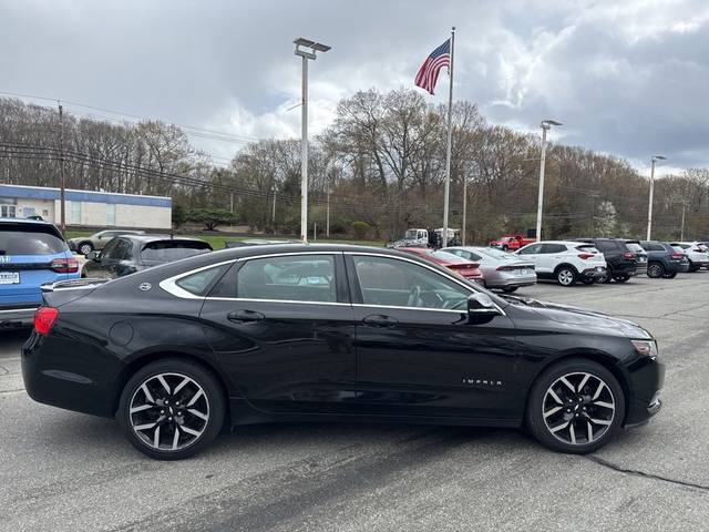 2015 Chevrolet Impala LT FWD photo