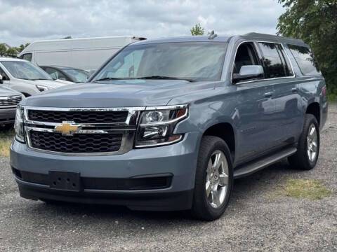 2015 Chevrolet Suburban LT 4WD photo