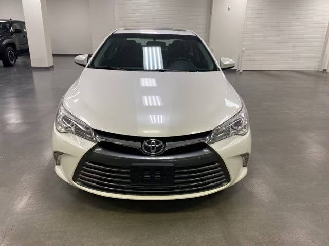 2015 Toyota Camry XLE FWD photo