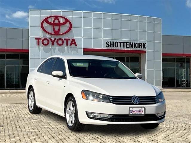 2015 Volkswagen Passat 1.8T Limited Edition FWD photo