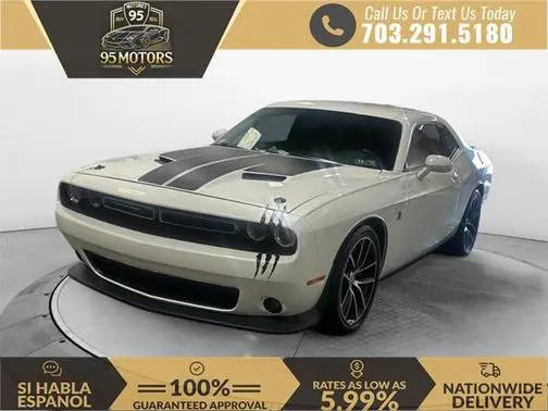 2015 Dodge Challenger R/T Scat Pack RWD photo