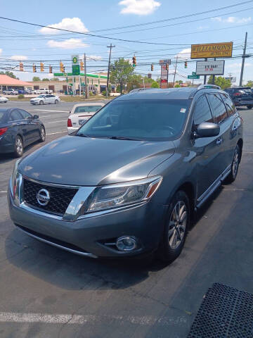 2015 Nissan Pathfinder SL 4WD photo