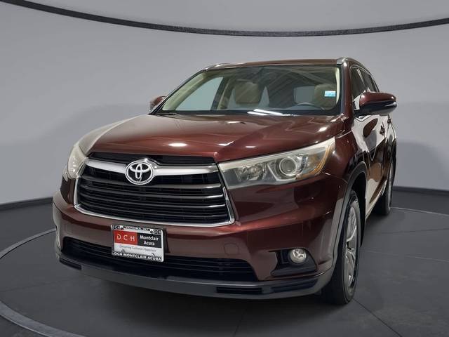 2015 Toyota Highlander XLE AWD photo