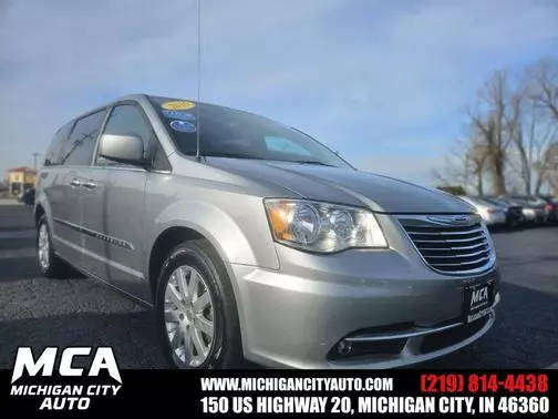 2015 Chrysler Town and Country Touring FWD photo