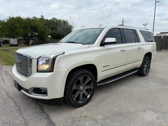 2015 GMC Yukon XL Denali RWD photo
