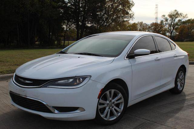 2015 Chrysler 200 Limited FWD photo